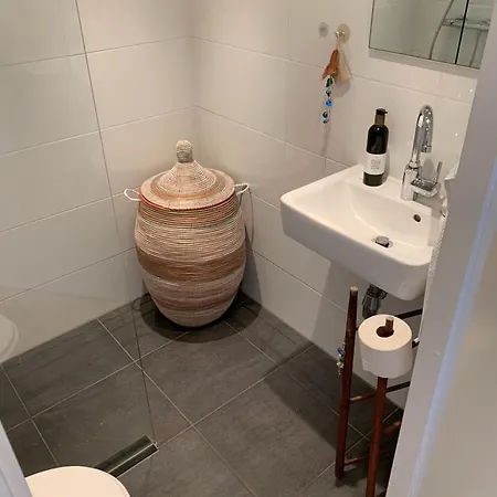 Apartamento Kunstzinnige Bungalow In